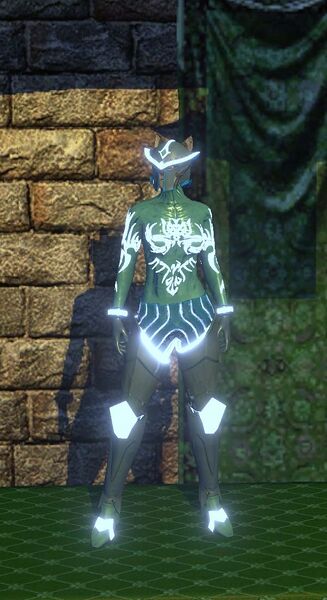 File:Winter Court Battle-Armor Set.jpg